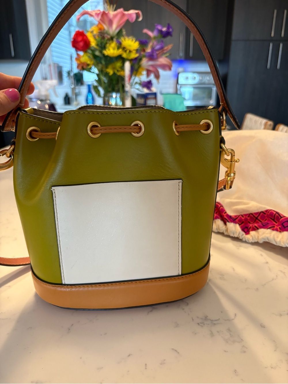 Tory Burch Color-Block Bucket Bag - Picture 4 of 7
